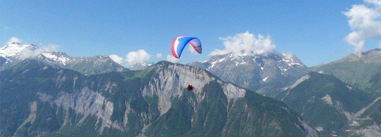 Chalet La Cachette Cyclists & Skiers Ле-Бур-д'Уазан Экстерьер фото