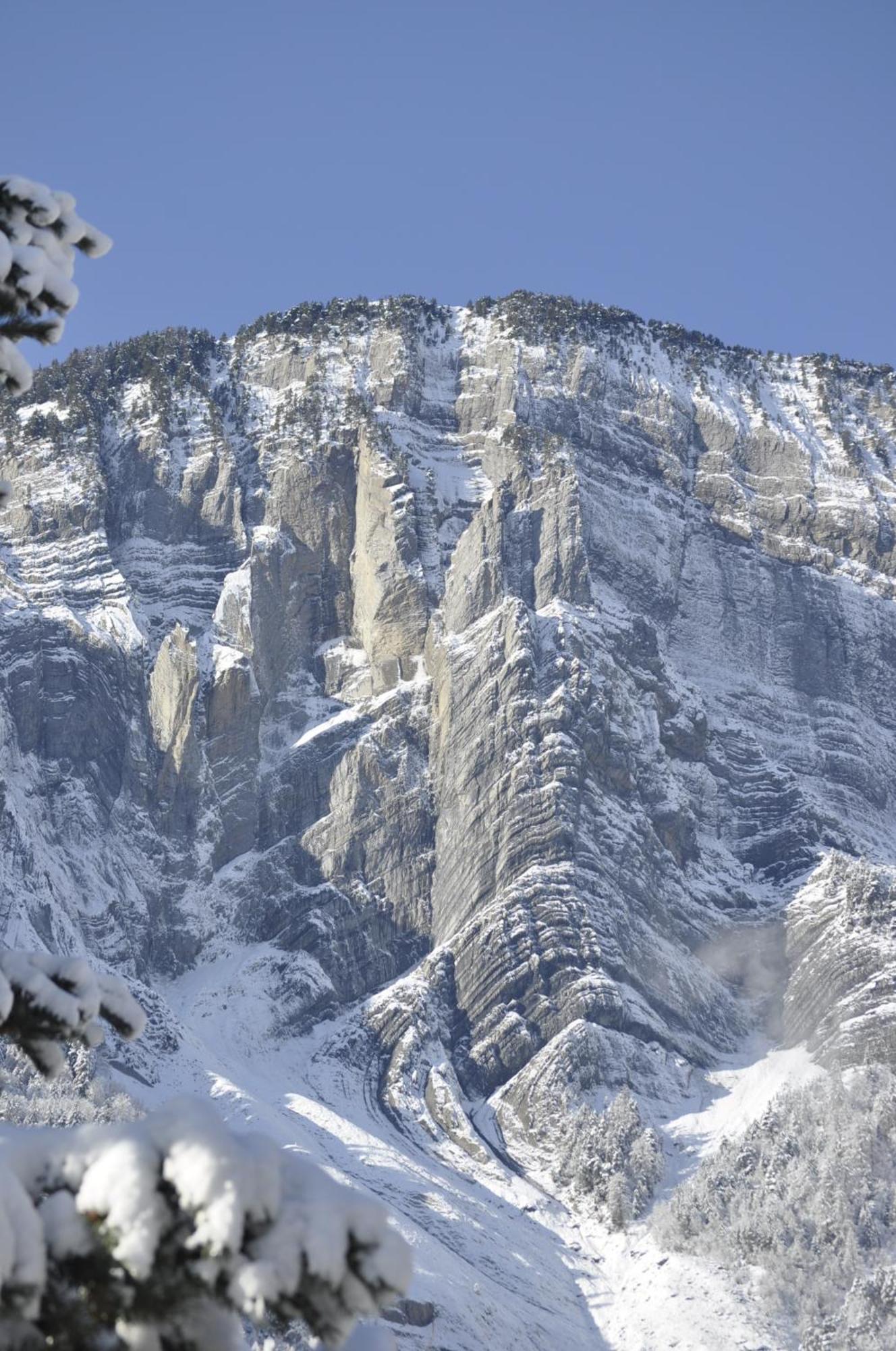 Chalet La Cachette Cyclists & Skiers Ле-Бур-д'Уазан Экстерьер фото